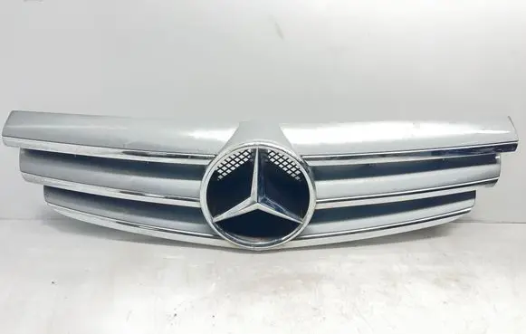 Mercedes-Benz CLK A209 C209 Front grill A2098800123
