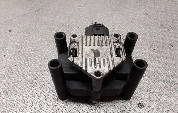 Volkswagen Golf IV High voltage ignition coil