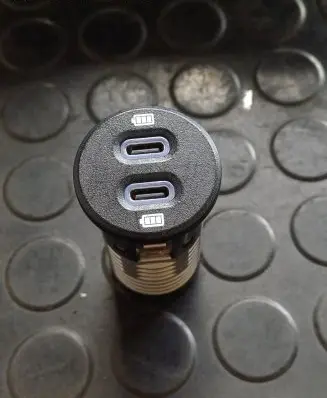 Porsche Macan (95B) USB socket connector 95B035252G 1912032566
