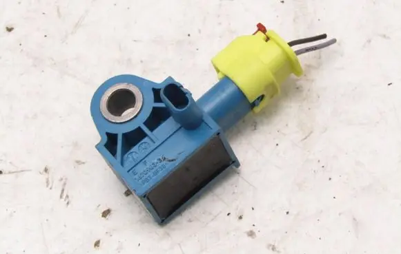 Audi Q3 8U Airbag deployment crash/impact sensor 5K0959351A