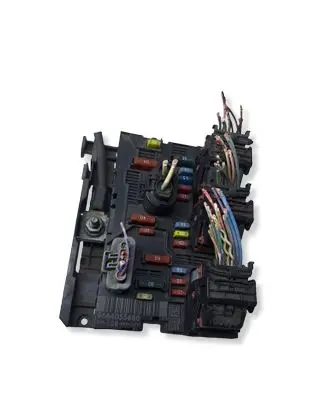 Citroen C4 I Picasso Fuse module 9664055680