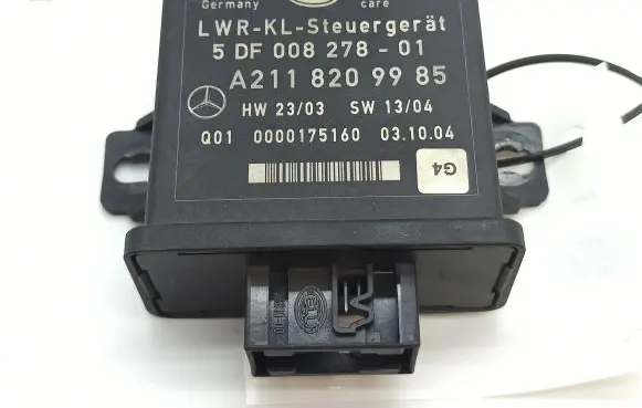 Mercedes-Benz E W211 Light relay A2118209985 5DF00827801