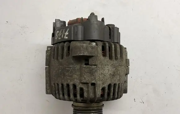 Renault Megane II Generator/alternator 2542855B 605135144 8200323126