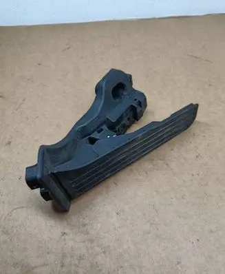 Volkswagen PASSAT B7 USA Accelerator throttle pedal 1K1723503AF 6PV93410001