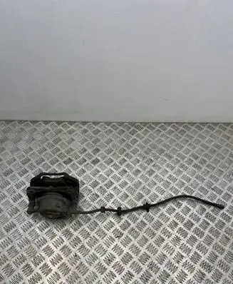 BMW 5 G30 G31 Front brake caliper
