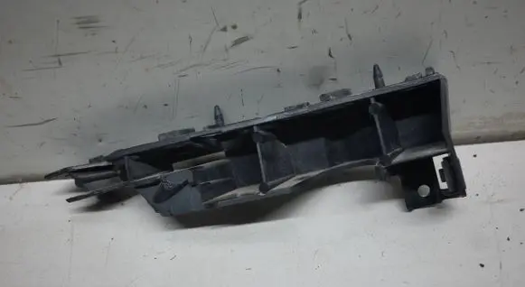 Audi A6 S6 C7 4G Front bumper mounting bracket 4G0807284