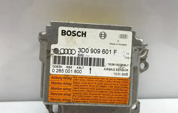 Volkswagen Touareg I Airbag control unit/module 0285001800 3D0909601F