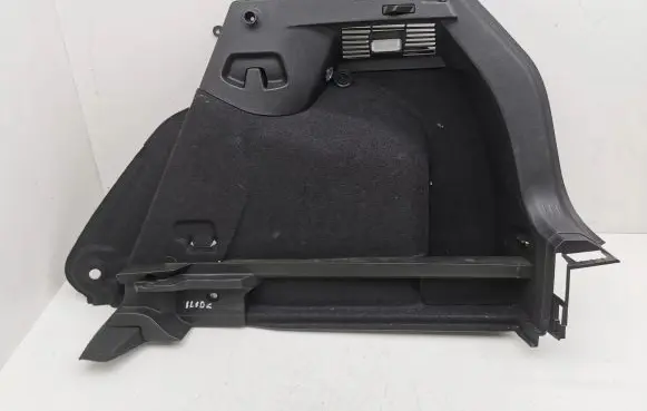 Volkswagen Golf VIII Trunk/boot side trim panel 5H6867428H