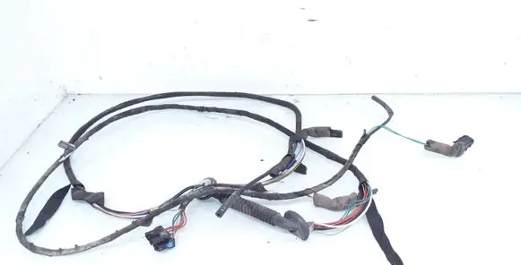 Volkswagen PASSAT B5 Tailgate/trunk wiring harness 