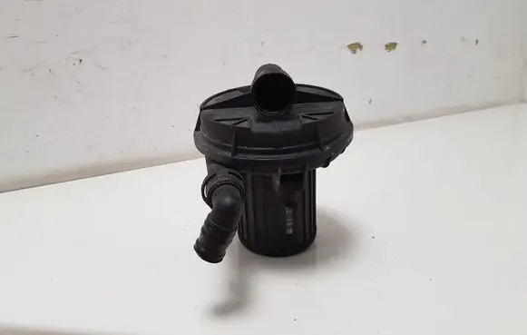 Audi A6 S6 C6 4F Secondary air pump 06A959253B ZSB8E0906613