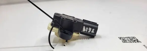 Volvo S60 Airbag deployment crash/impact sensor 30798030