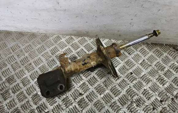 Toyota Corolla Verso AR10 Front shock absorber/damper