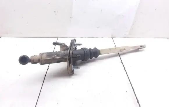 Volvo S60 Clutch master cylinder KG1955TP01