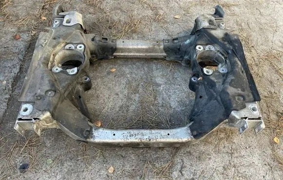 Mercedes-Benz S W222 Front subframe 222628060 DBL491830 ZGS003