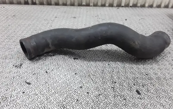 Nissan X-Trail T30 Engine coolant pipe/hose