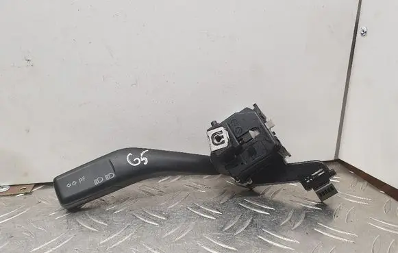 Volkswagen Golf Plus Indicator stalk 1K0953513