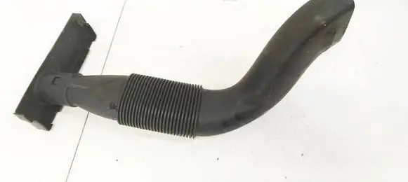 Skoda Fabia Mk2 (5J) Air intake hose/pipe 6R0129618A