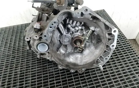 Suzuki Swift I Manual 5 speed gearbox P34