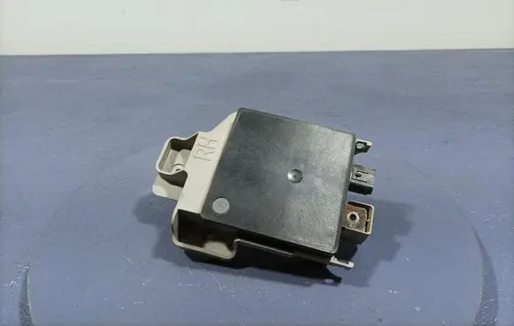 Ford Mondeo MK I Distronic sensor radar DS7T14C689ED