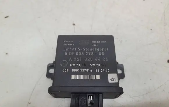 Mercedes-Benz R W251 Light module LCM A2518204426 5DF00827808 0001337816