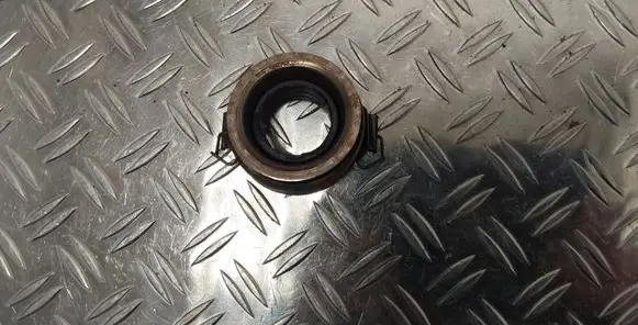 Toyota Corolla Verso AR10 clutch release bearing 