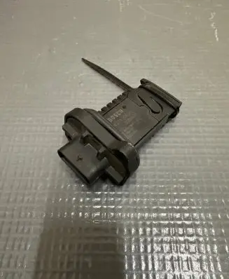 Toyota Auris E180 Mass air flow meter 0281006092 333482484 8506408