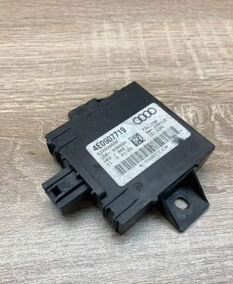 Audi A8 S8 D3 4E Alarm control unit/module 4E0907719 TiltSensor