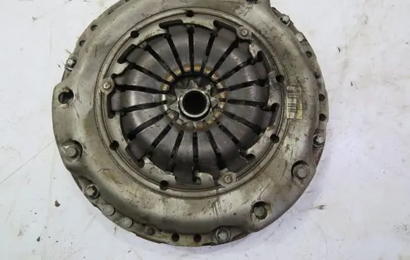 Opel Corsa E Dual mass flywheel GMAUTO4574097