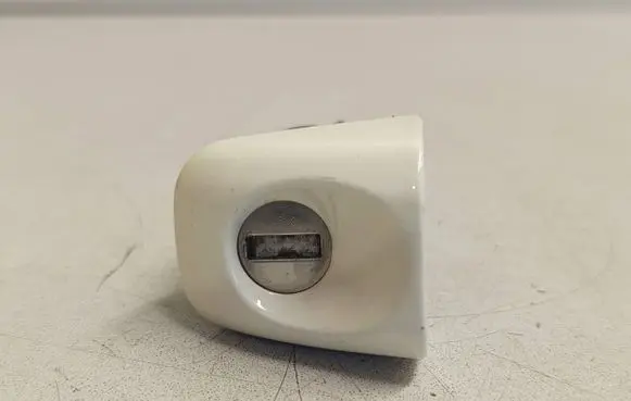 Audi Q3 8U Front door lock (next to the handle) 