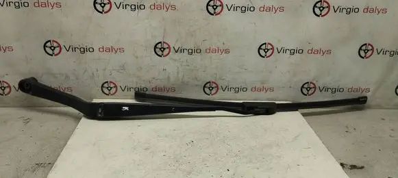 Chevrolet Malibu Front wiper blade arm 