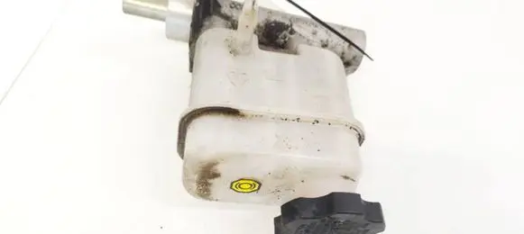 Hyundai Santa Fe Brake fluid reservoir BM341111