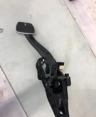 BMW 3 G20 G21 Brake pedal 689112101