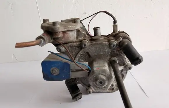 Renault Scenic I LP gas reducer 67R014066
