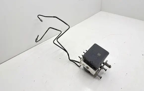 Mercedes-Benz C W205 ABS Pump A2539011400 615707004A 10062530761