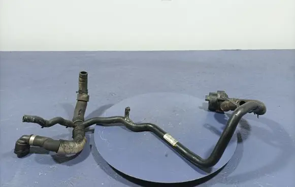 Volkswagen PASSAT B7 USA Engine coolant pipe/hose 04L121065CJ