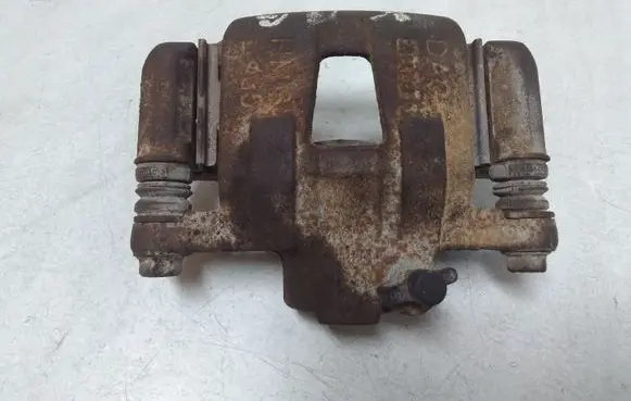 Chevrolet Epica Rear brake caliper