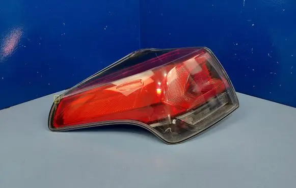 Toyota RAV 4 (XA40) Rear/tail lights 8156042201 A4Q2220001