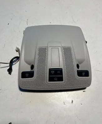 Mercedes-Benz B W246 W242 Front seat light A0009007303 143610682053 1899012407