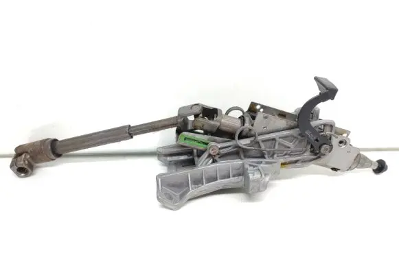 Steering wheel axle
