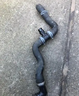 Audi A5 Engine coolant pipe/hose 8W0121040