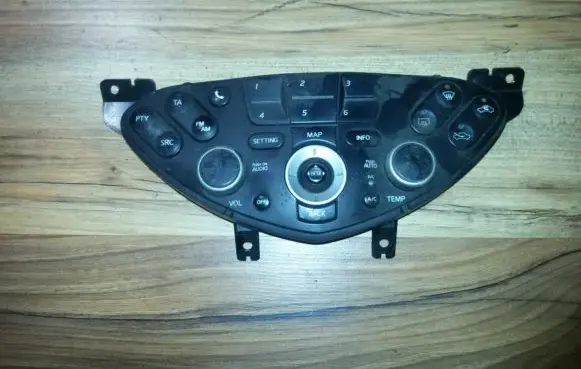 Nissan Primera Climate control unit 28395AV610 CSW-5840C