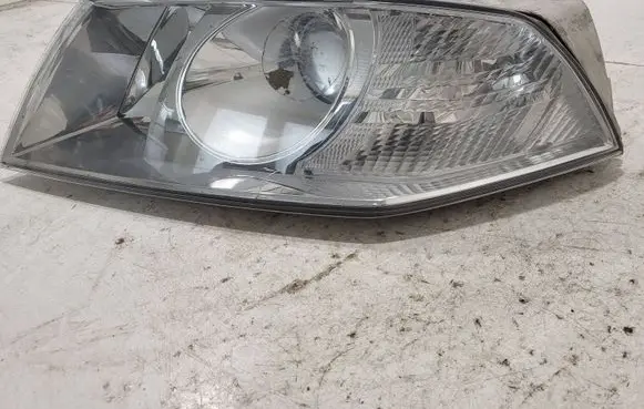 Skoda Octavia Mk2 (1Z) Headlight/headlamp 1Z2941017M 3577