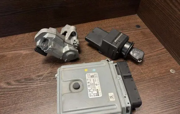 Mercedes-Benz Vito Viano W639 Engine control unit/module 6421509677 A6421509677
