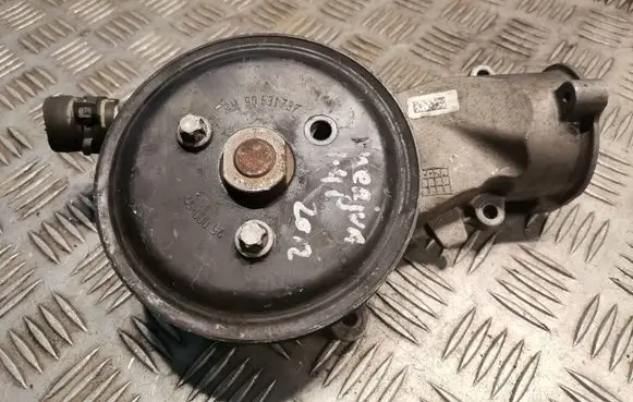 Opel Meriva B Water pump 25193407