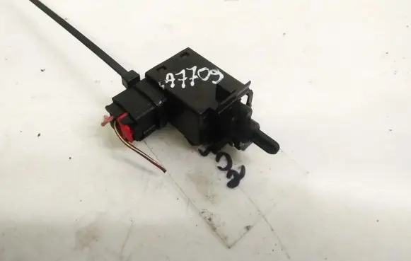 Opel Antara Brake pedal sensor switch