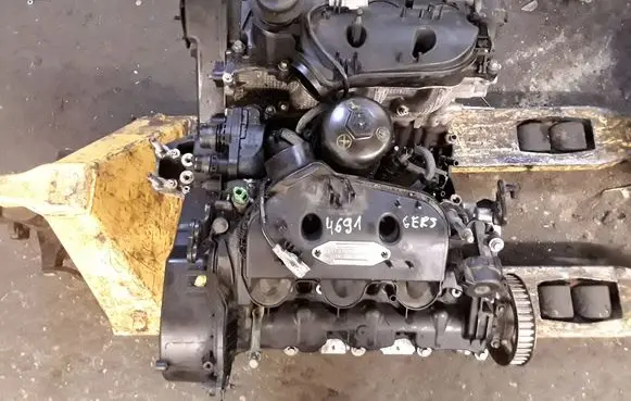 Peugeot 607 Engine 10TRD1 UHZ