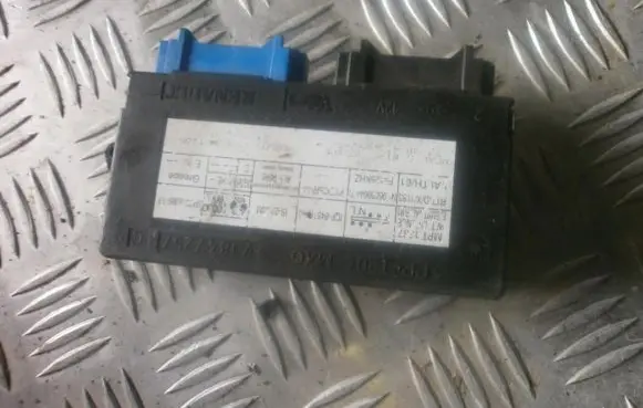 Renault Laguna I Other control units/modules 73847257c