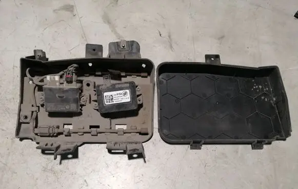 Buick Encore GX I Trunk lid opening control unit 13529154 42581710 853094527