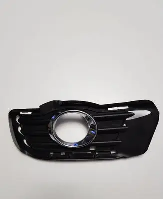 Mercedes-Benz C AMG W204 Front bumper lower grill A2048850123