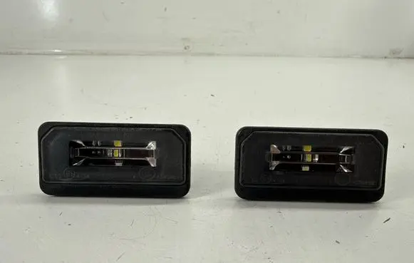 Tesla Model X Number plate light 103434100A